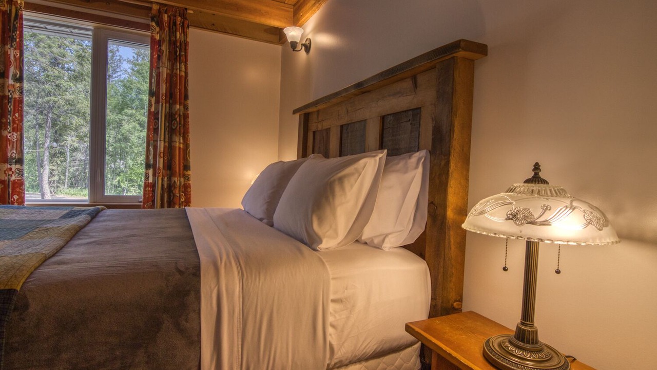 Photo of Bedroom in East Kootenay