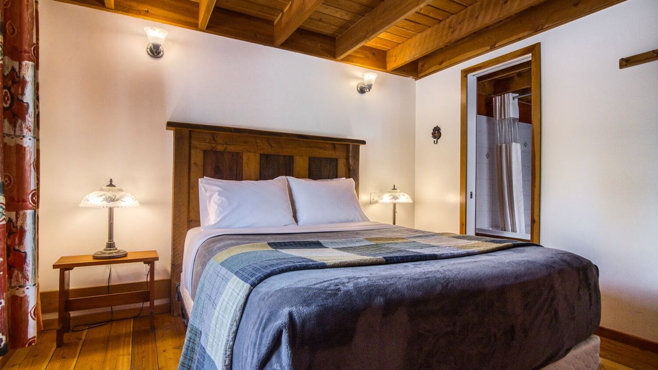 Photo of Bedroom in East Kootenay