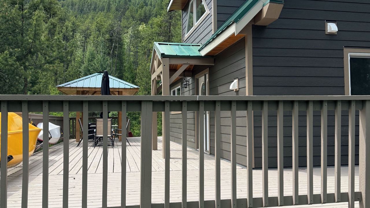 Photo of Patio Balcony in Moyie