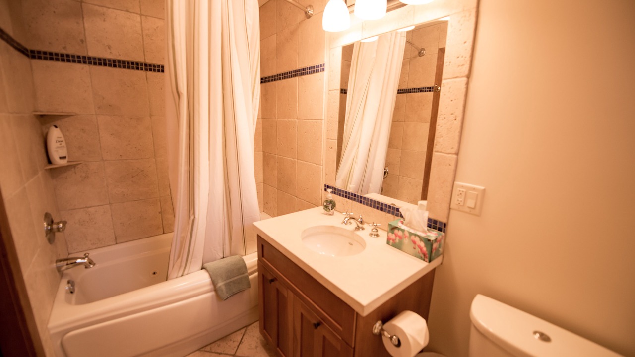 Photo of Bathroom in Golden