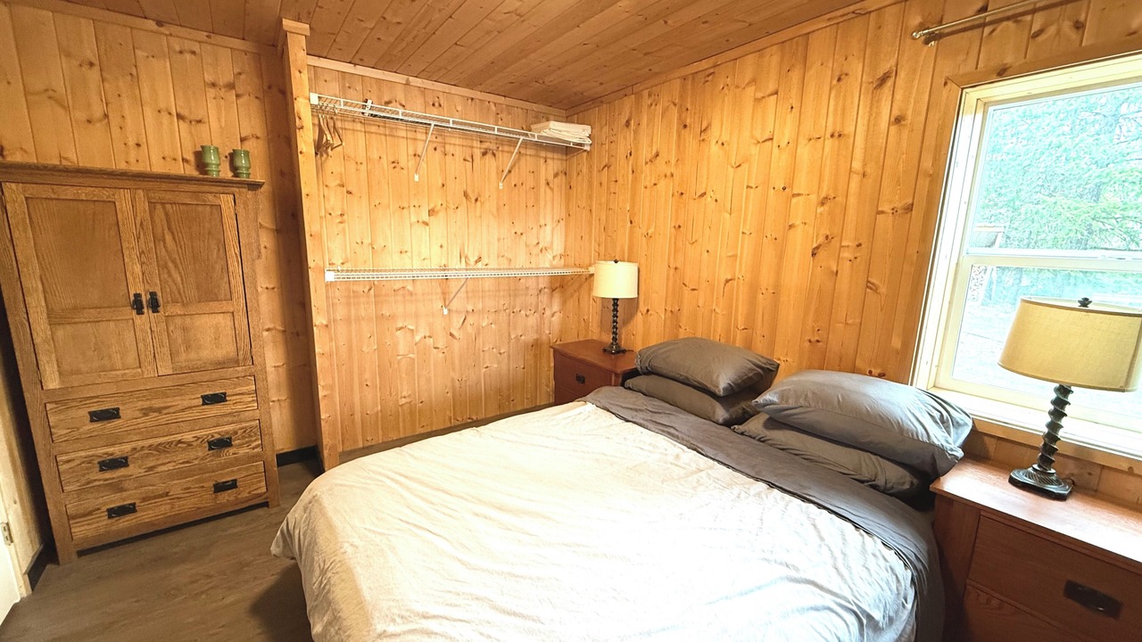 Photo of Bedroom in Eagle Creek