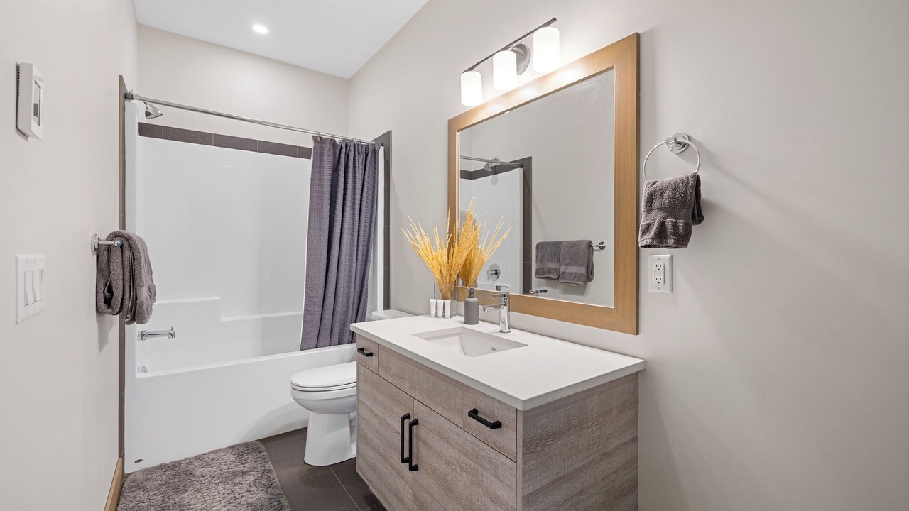 Photo of Bathroom in Snow Pine Estates