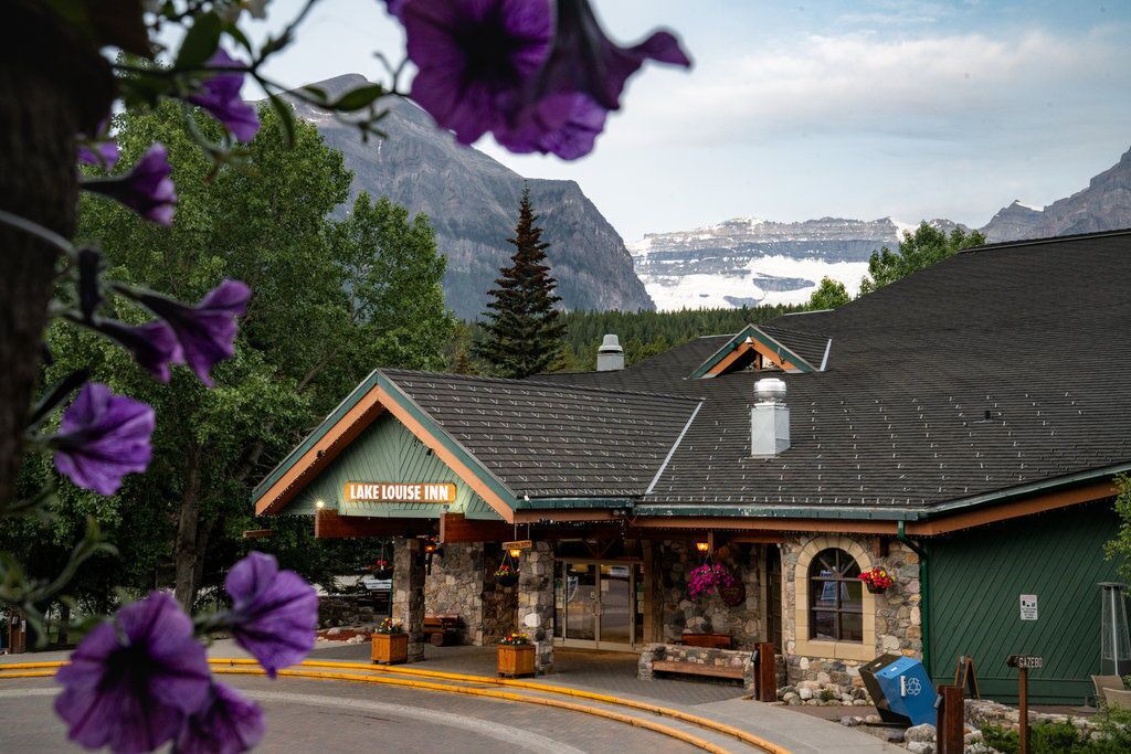 Photo of Others in Lake Louise