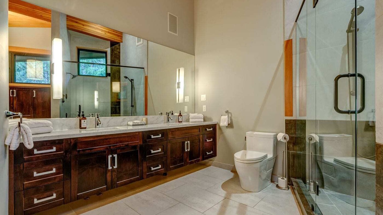 Photo of Bathroom in Nordic Estates