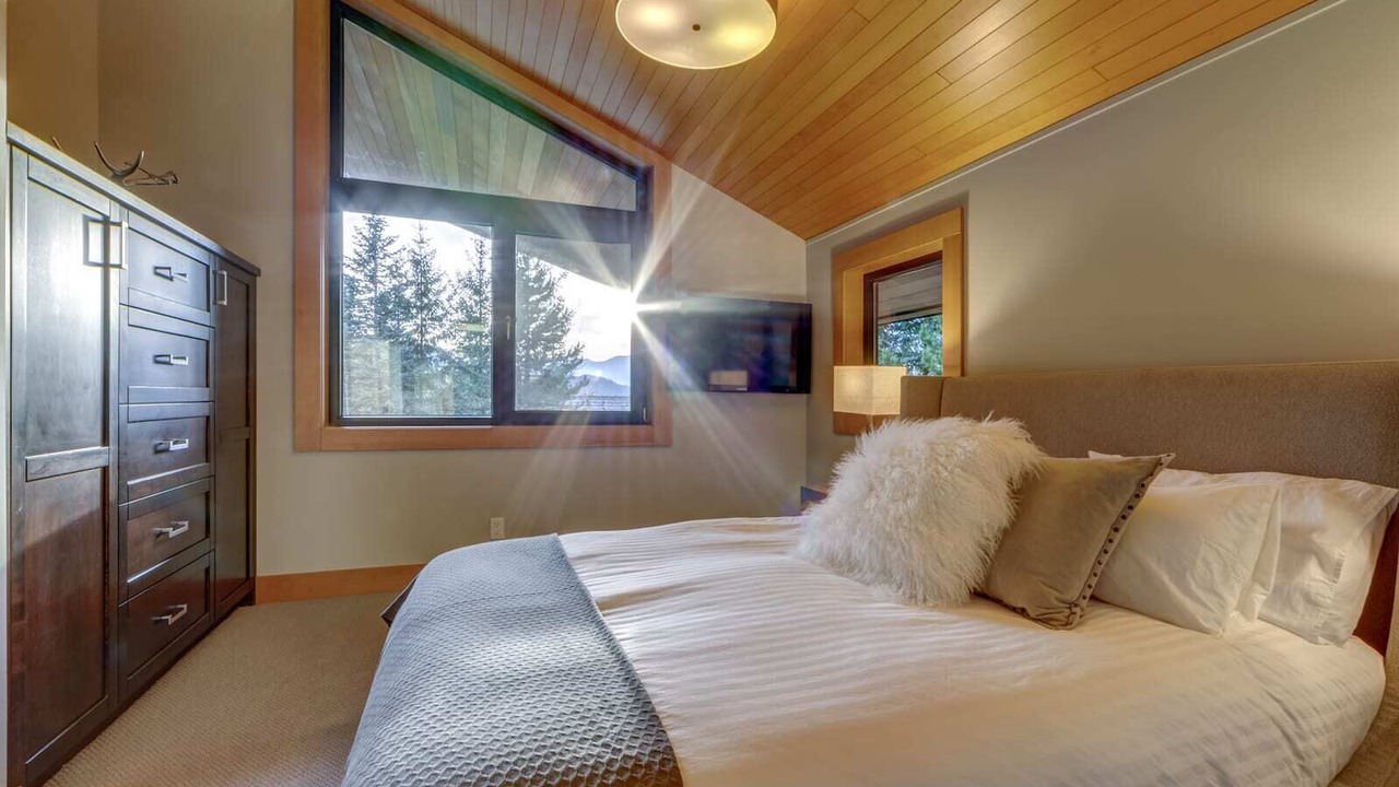 Photo of Bathroom in Nordic Estates
