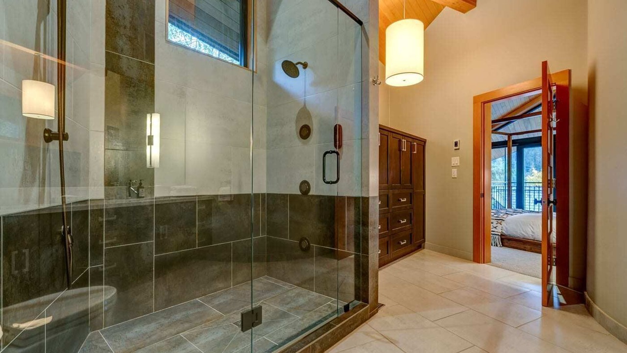 Photo of Bathroom in Nordic Estates