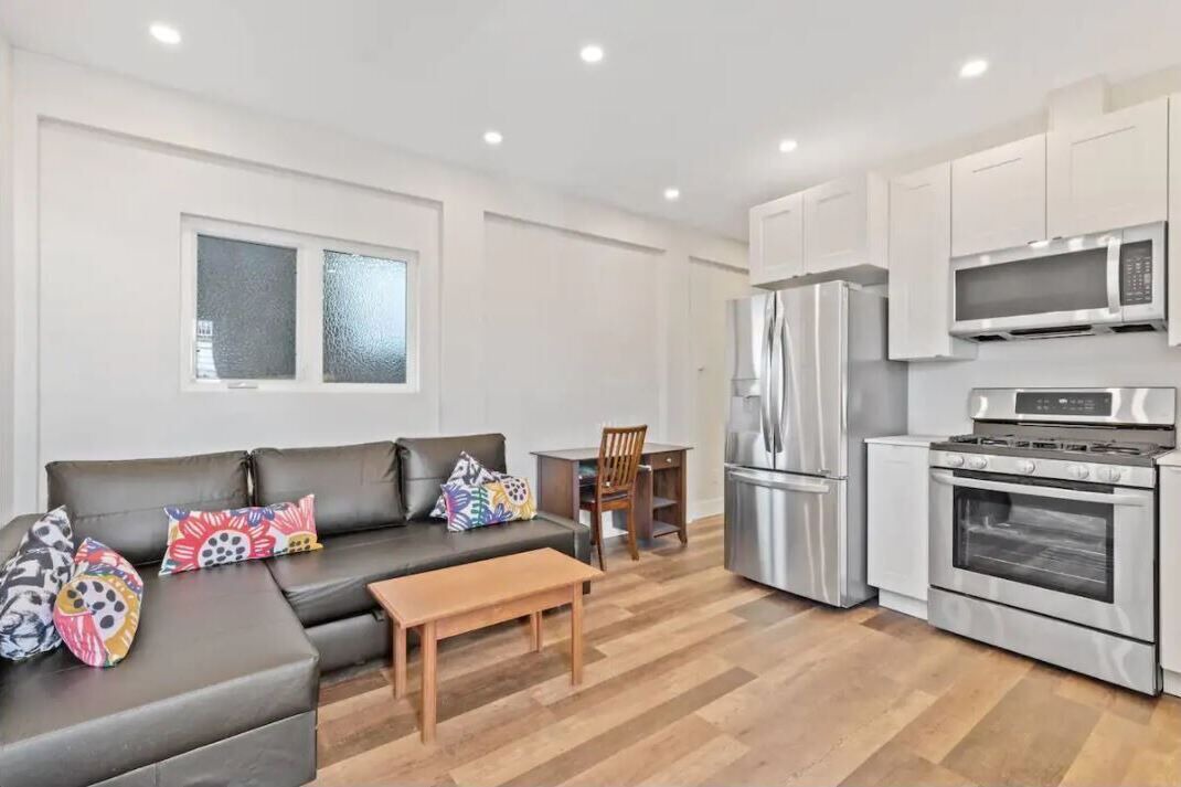 Photo of Livingroom in North Vancouver