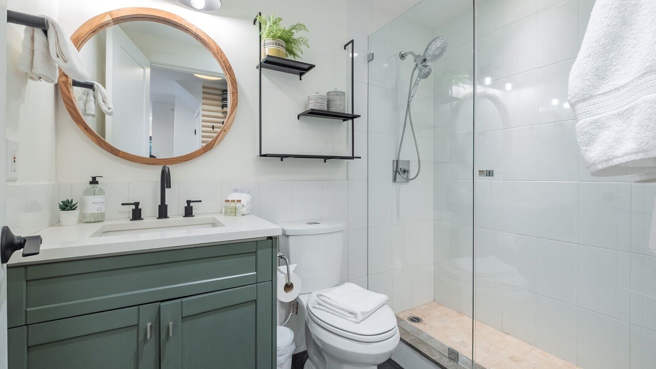 Photo of Bathroom in Whistler Creekside