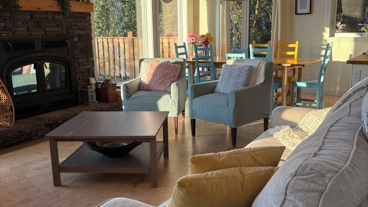 Photo of Livingroom in Rochon Sands