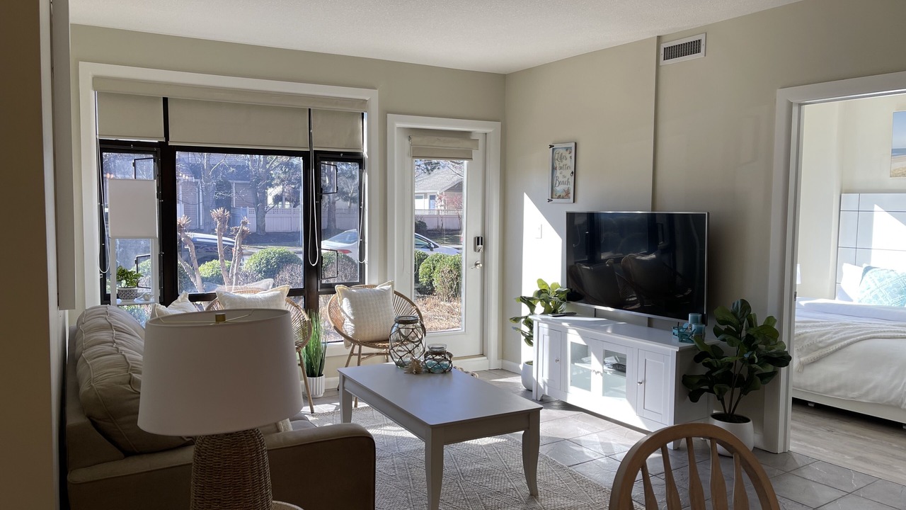 Photo of Livingroom in South Pandosy
