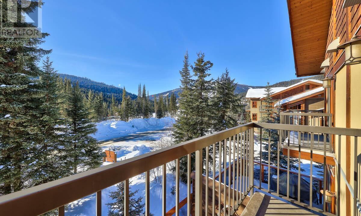 Photo of Patio Balcony in Sun Peaks