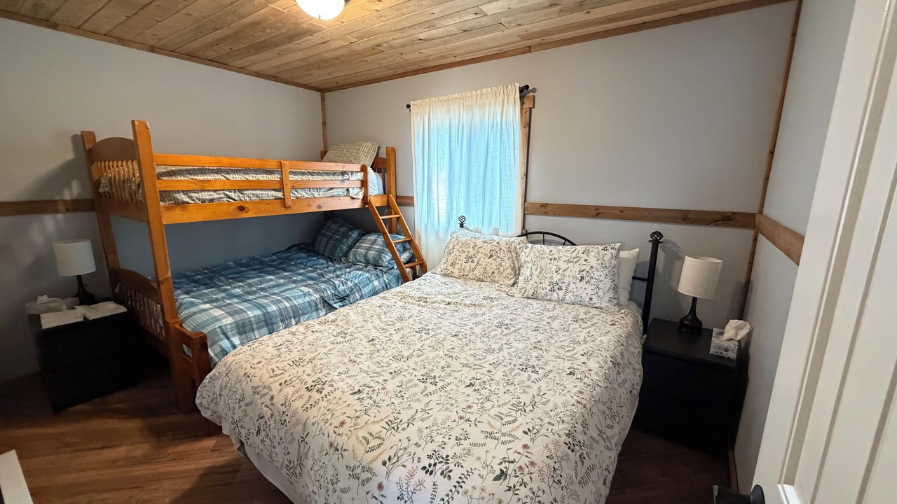 Photo of Bedroom in Division No. 3