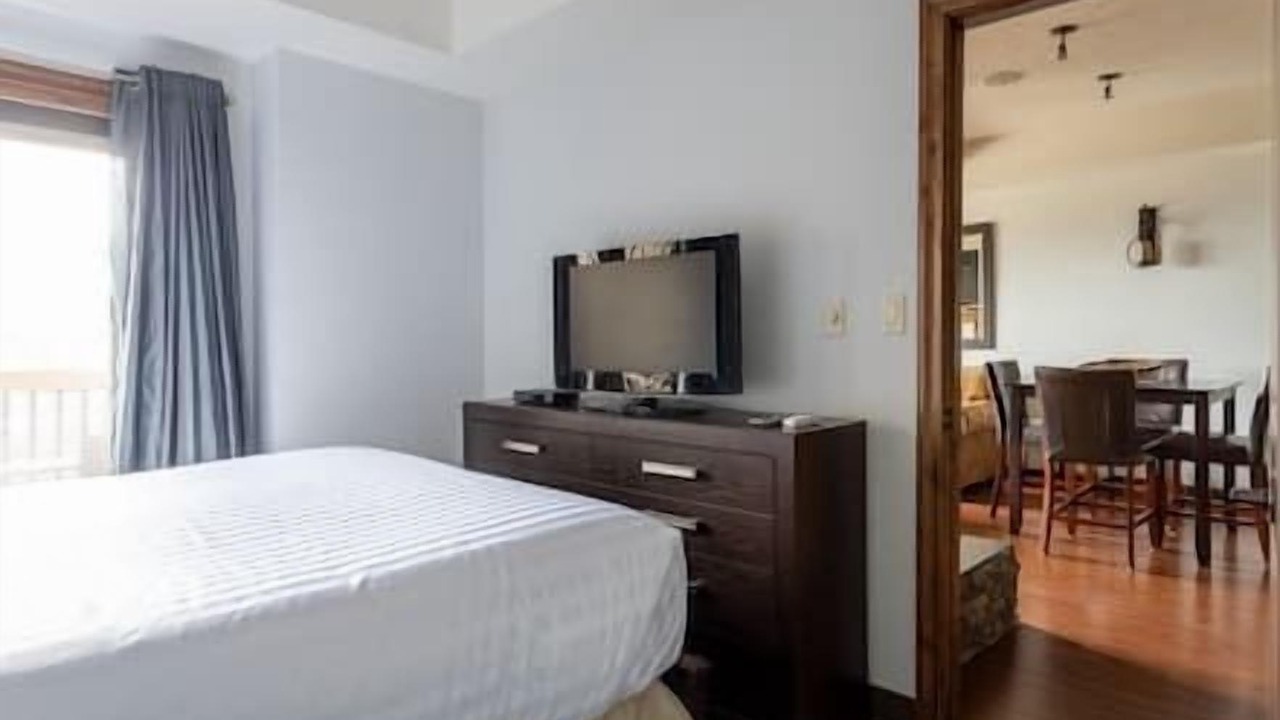Photo of Bedroom in Radium Hot Springs