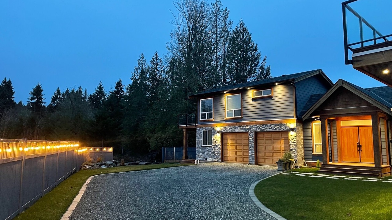 Photo of Outdoor in Mill Bay