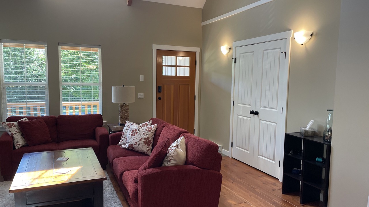 Photo of Livingroom in Lindell Beach