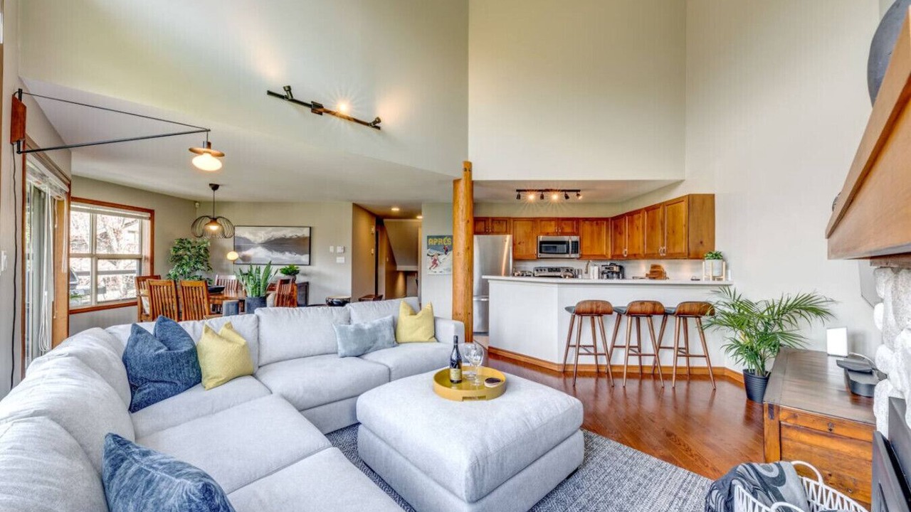 Photo of Livingroom in Blackcomb