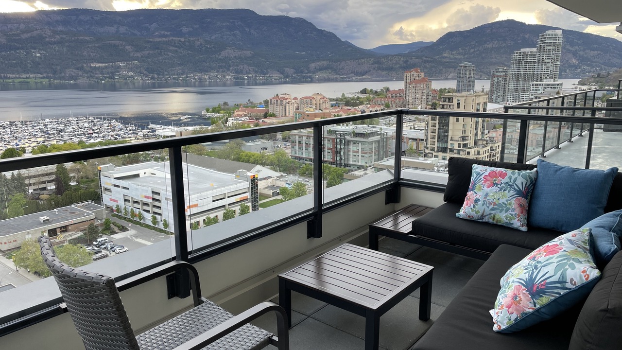 Photo of Patio Balcony in Downtown Kelowna