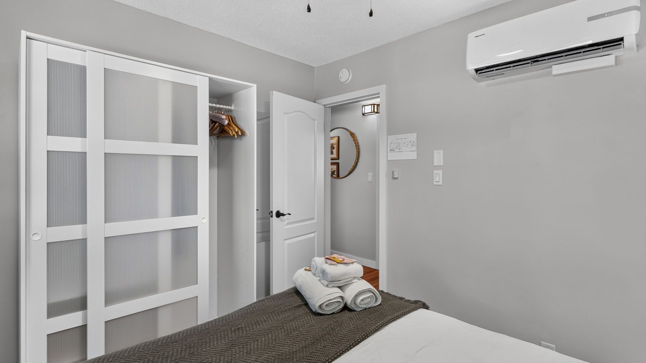 Photo of Bedroom in South Pandosy