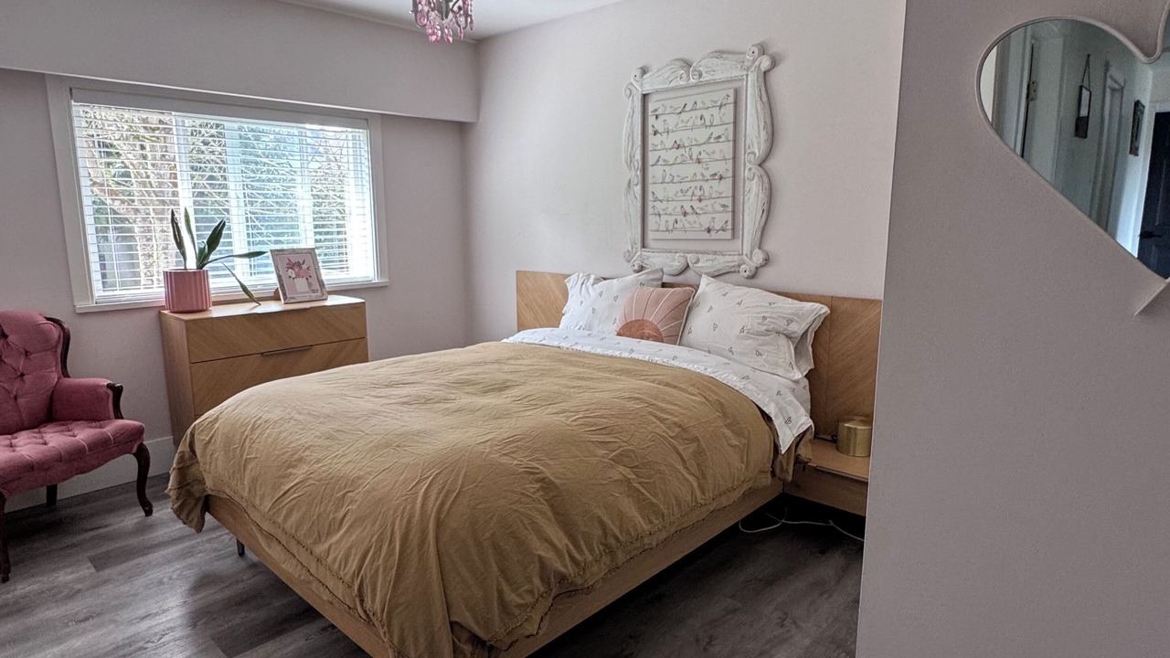 Photo of Bedroom in Langley