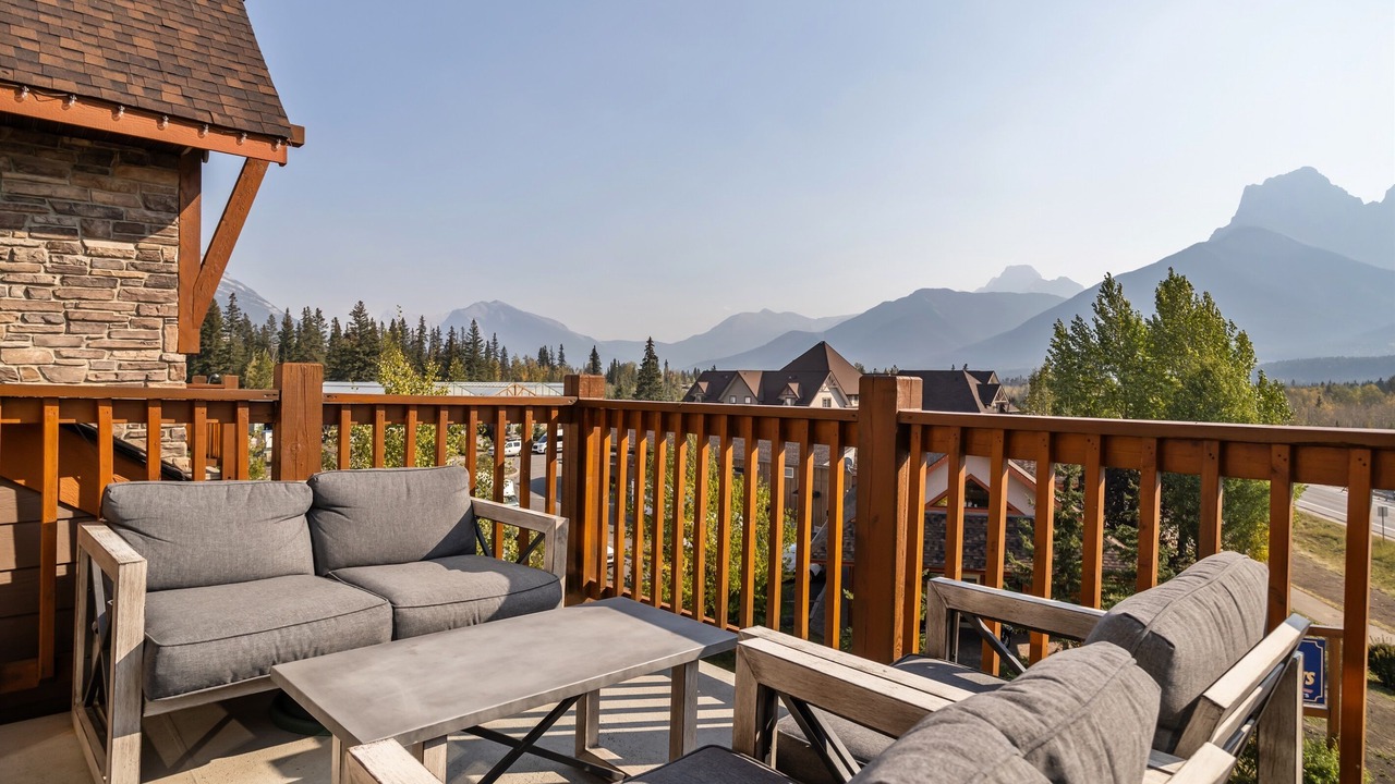 Photo of Patio Balcony in Canmore