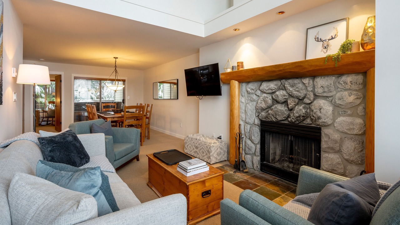 Photo of Livingroom in Upper Village