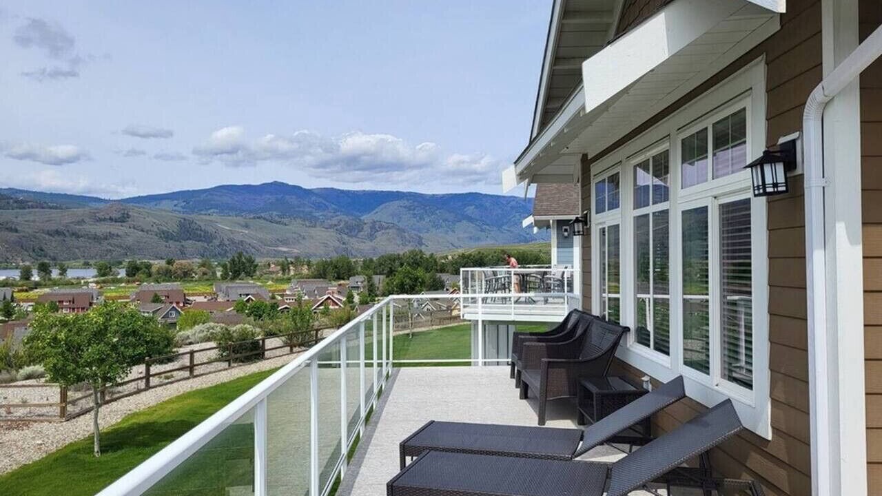 Photo of Patio Balcony in Osoyoos