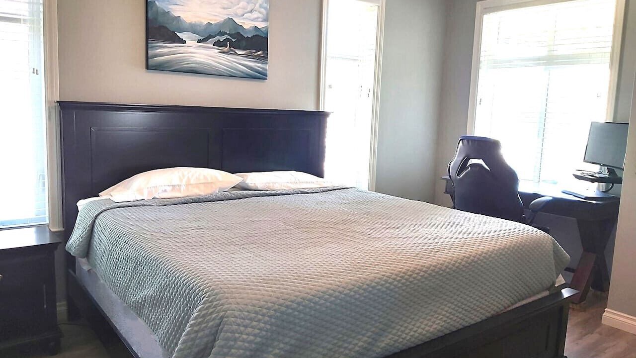 Photo of Bedroom in Osoyoos