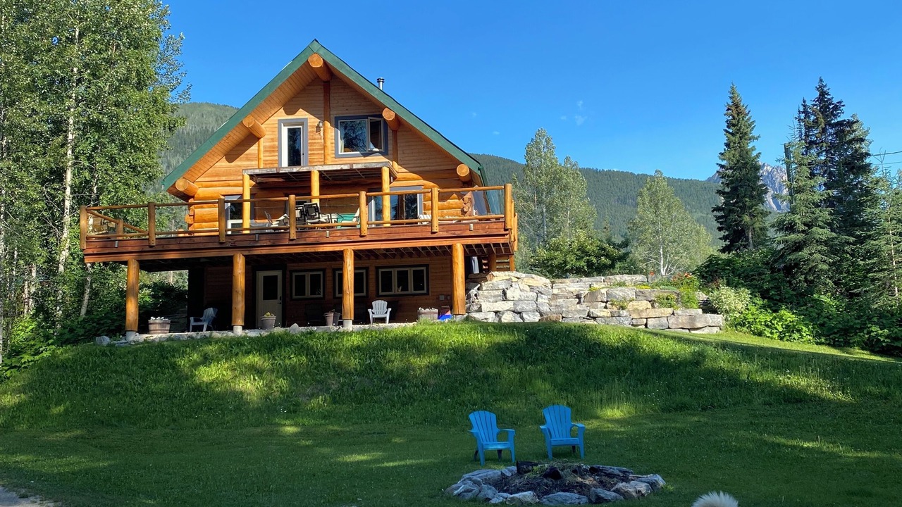 Photo of Outdoor in Blaeberry