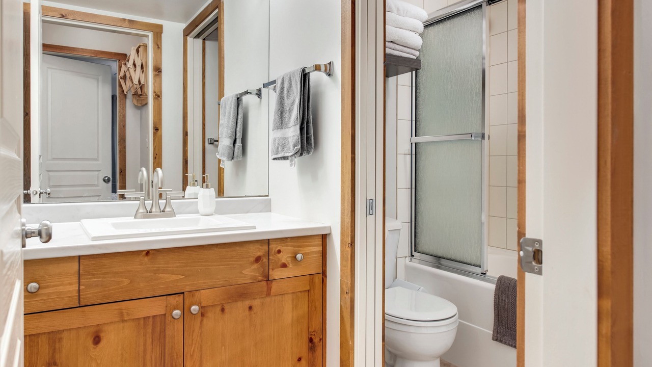 Photo of Bathroom in Silver Star Mountain