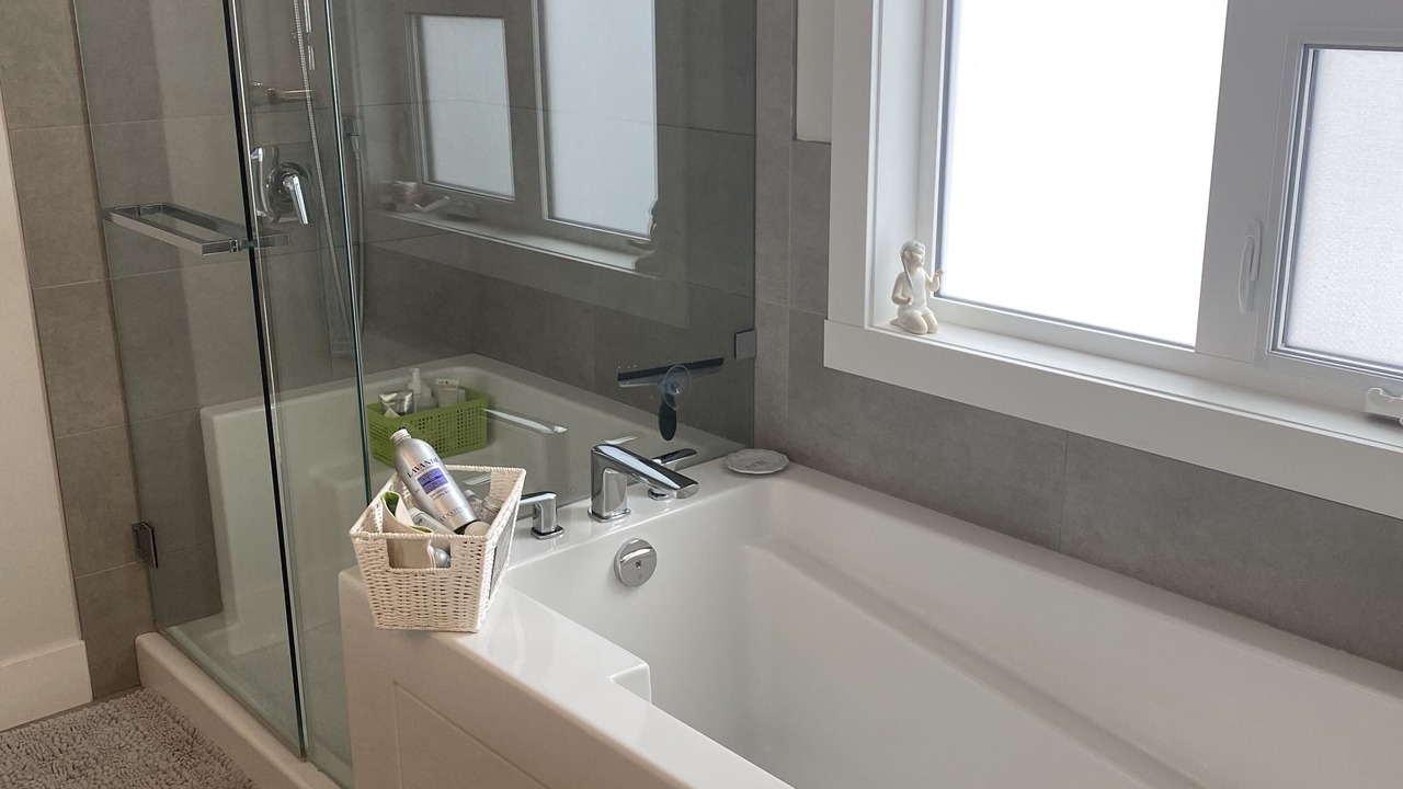 Photo of Bathroom in Shannon Lake
