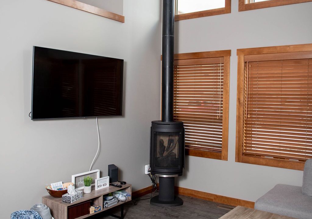 Photo of Livingroom in East Kootenay