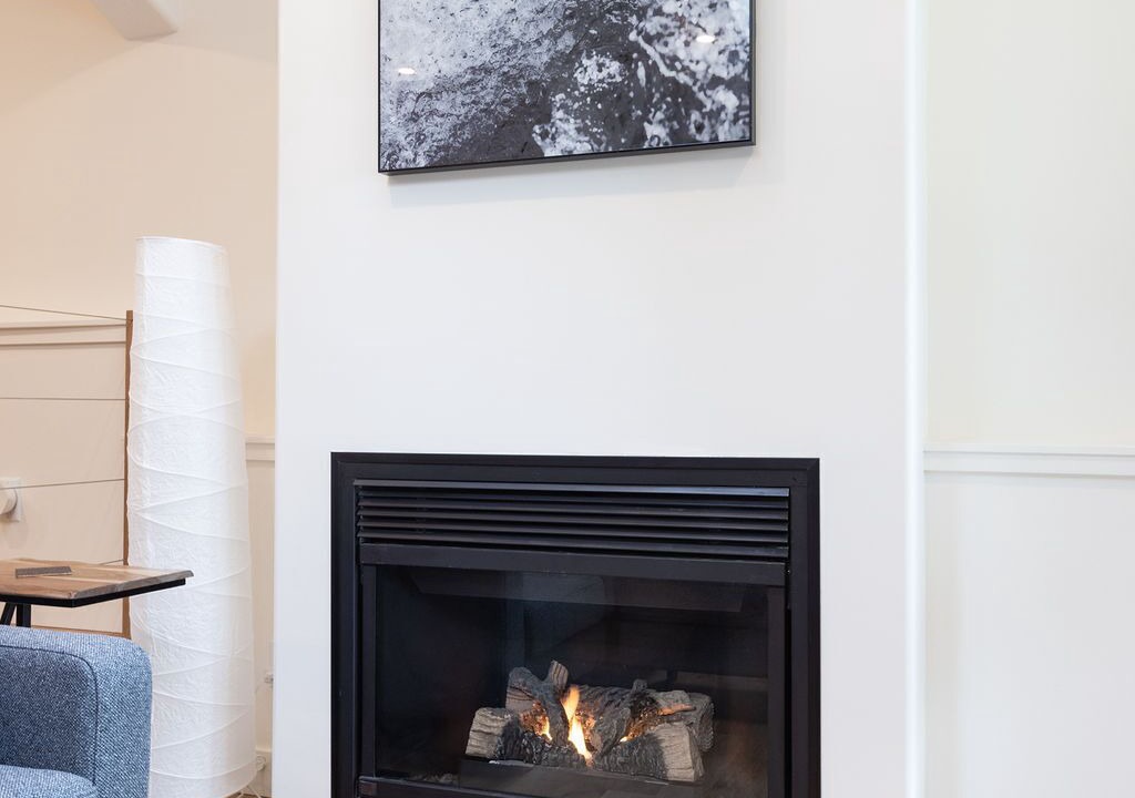 Photo of Livingroom in Shirley