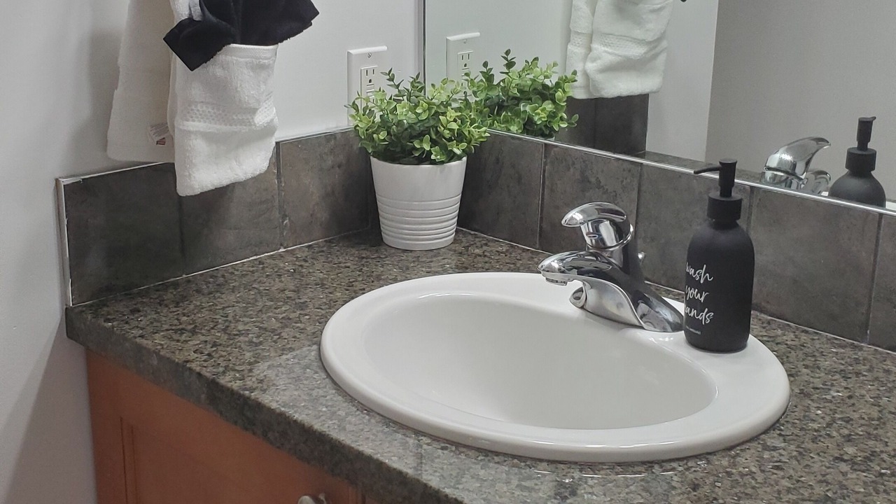 Photo of Bathroom in Osoyoos