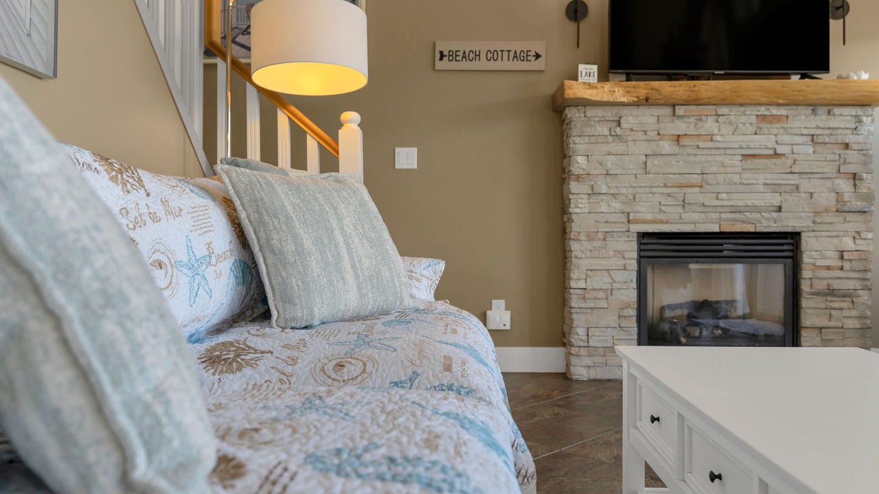 Photo of Livingroom in Central Okanagan