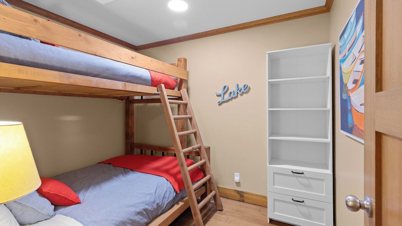Photo of Bedroom in Okanagan-Similkameen