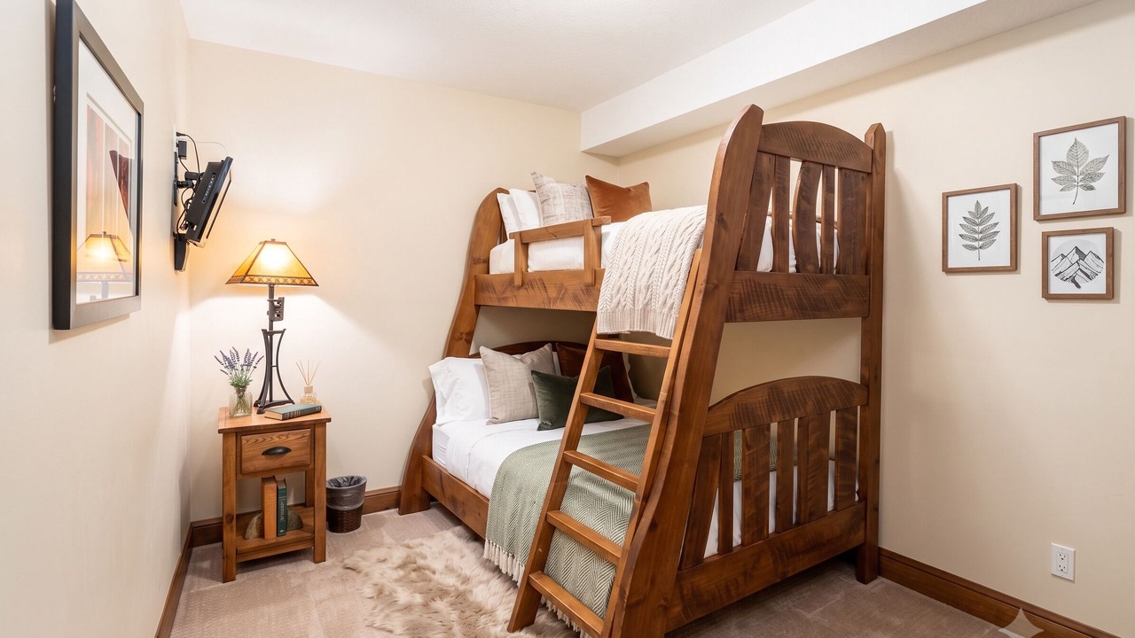Photo of Bedroom in East Kootenay
