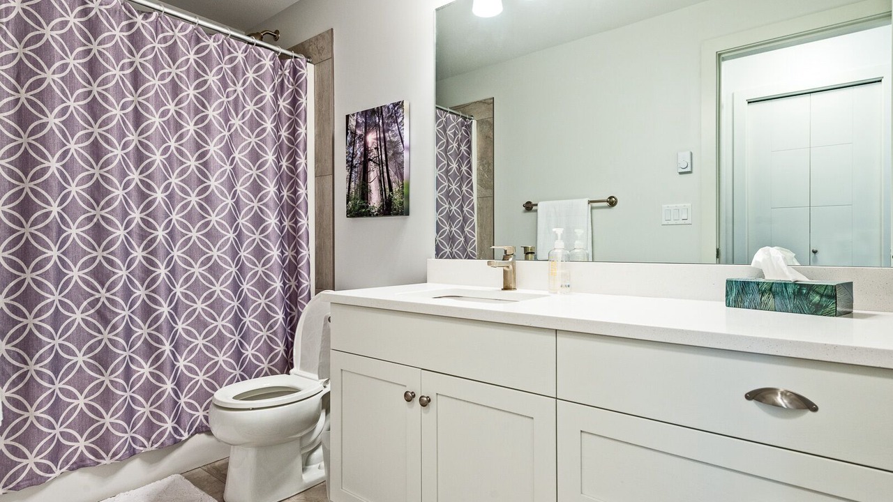 Photo of Bathroom in Osoyoos