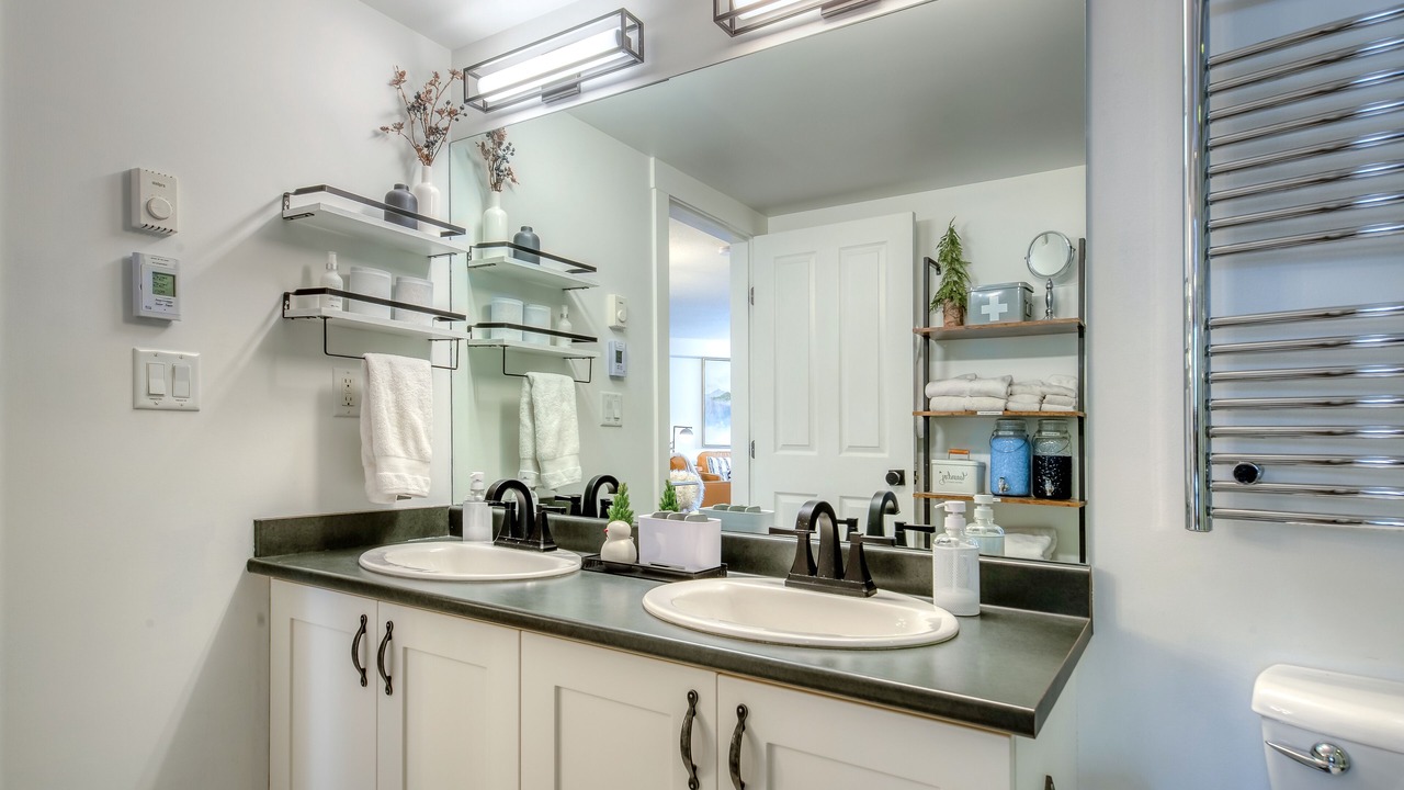Photo of Bathroom in Panorama