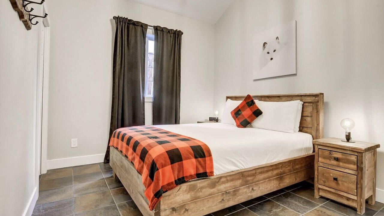 Photo of Bedroom in Canmore