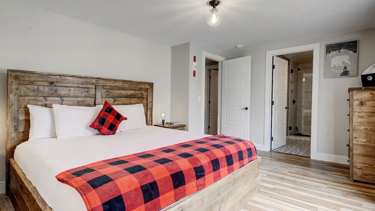 Photo of Bedroom in Canmore