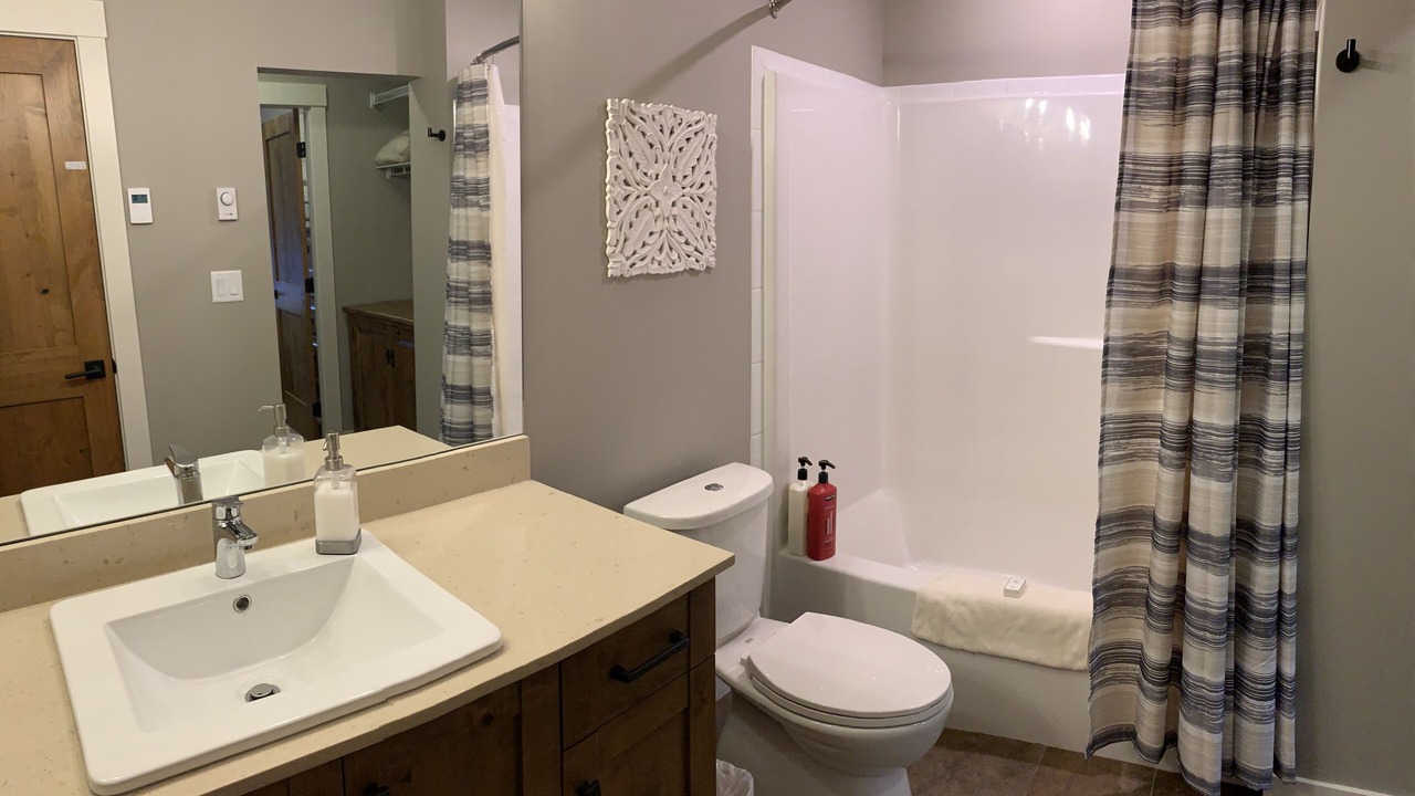 Photo of Bathroom in Sun Peaks