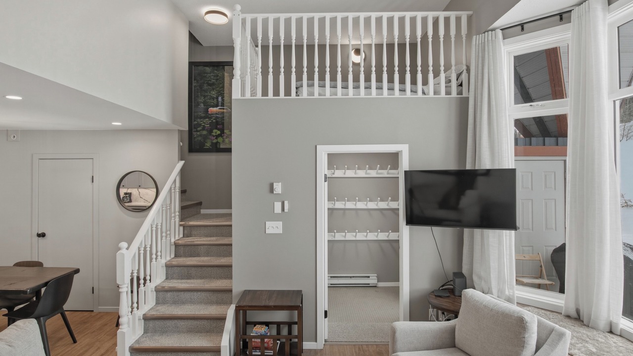 Photo of Bedroom in Silver Star Mountain