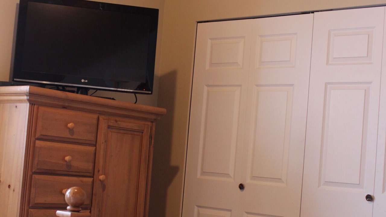 Photo of Bedroom in Snow Pine Estates