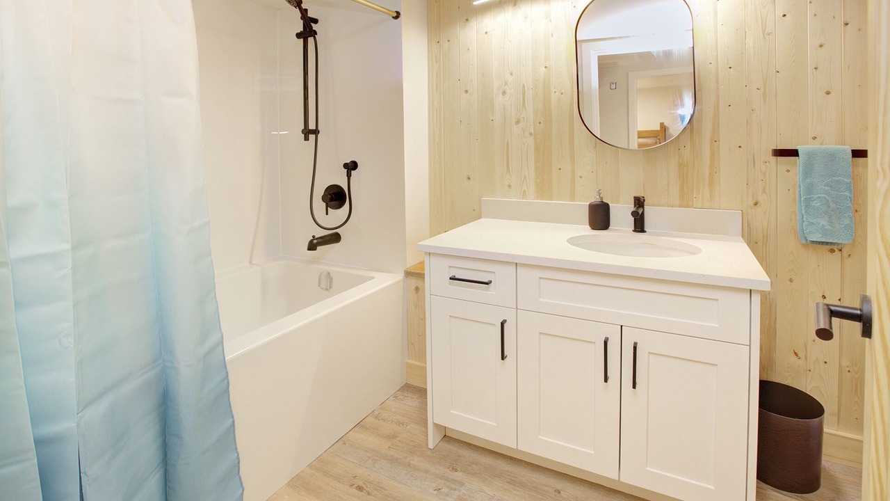 Photo of Bathroom in Upper Village