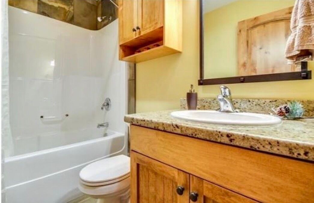 Photo of Bathroom in Big White Ski Resort