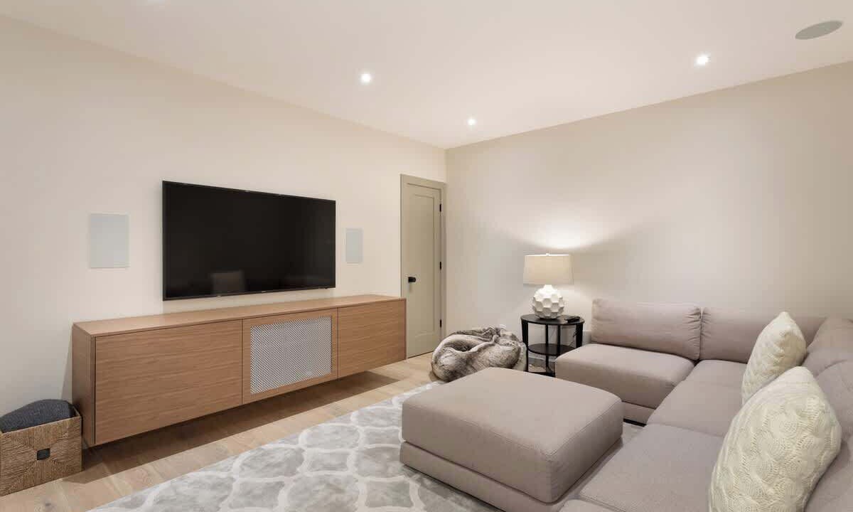 Photo of Bedroom in Whistler Village