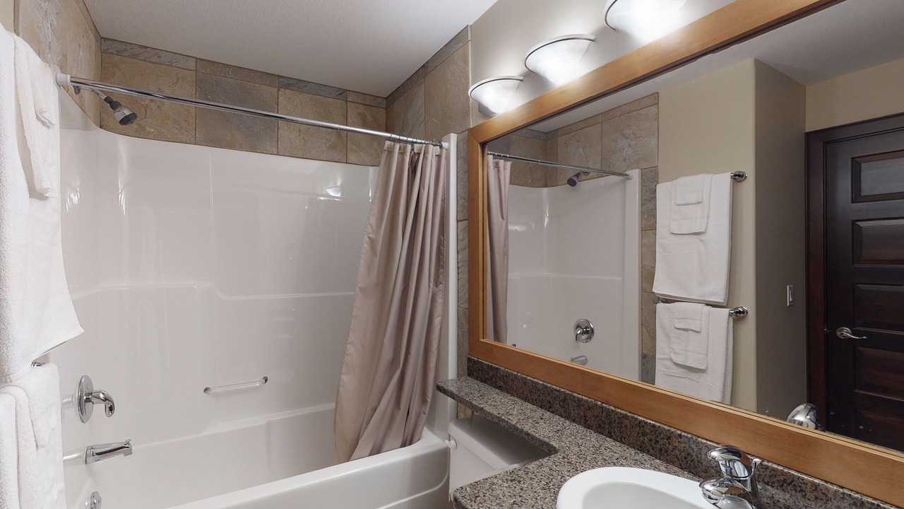 Photo of Bathroom in Big White Ski Resort