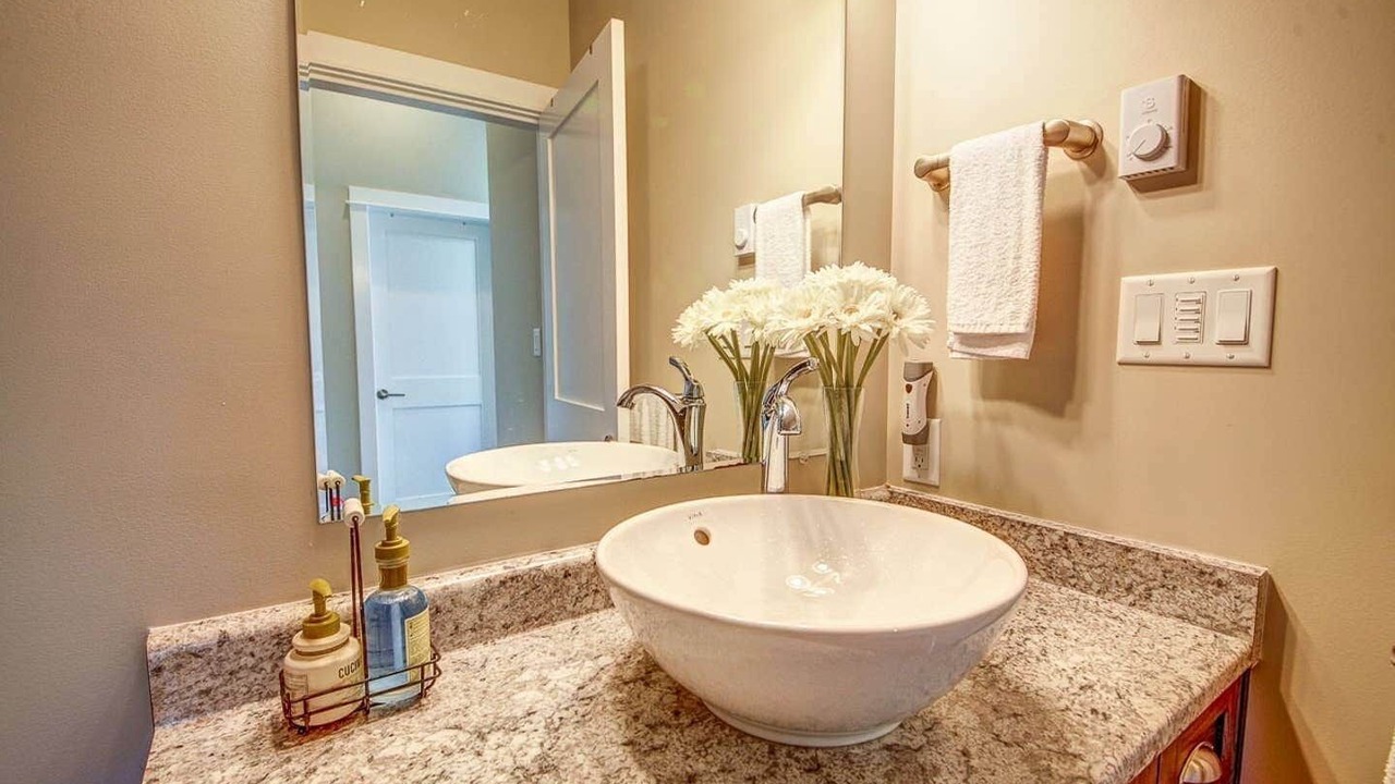 Photo of Bathroom in Port Renfrew
