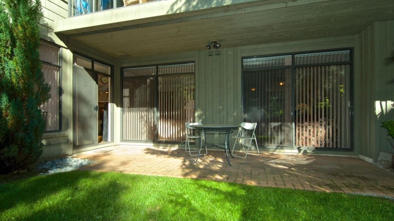 Photo of Outdoor in Blueberry Hill