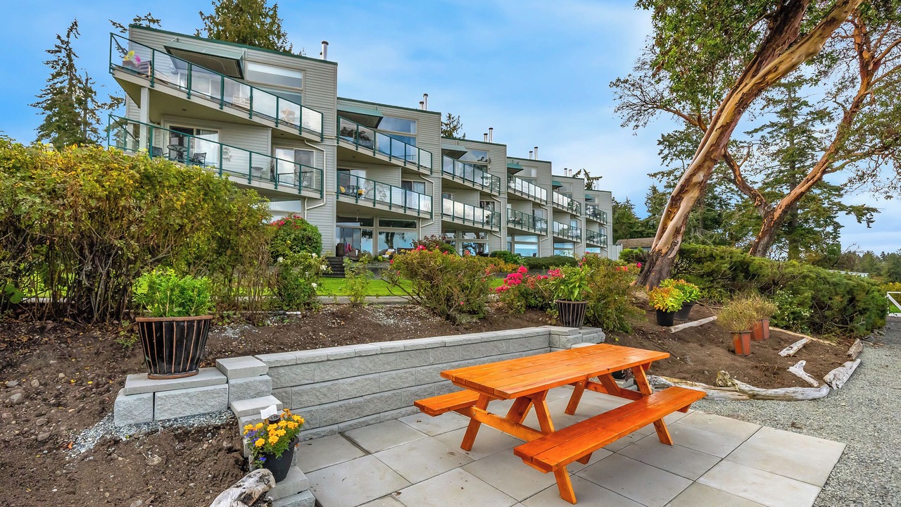 Photo of Outdoor in Yellow Point